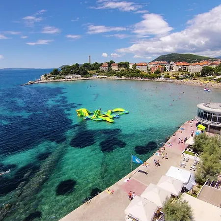 With Parking Space - 22909 * Σπλιτ