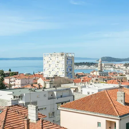 With Parking Space - 22909 * Σπλιτ