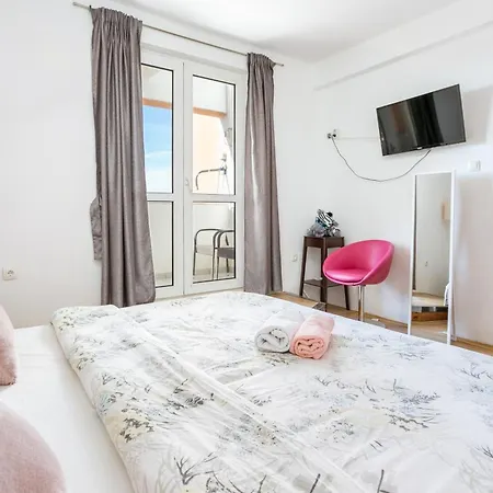 With Parking Space - 22909 * Split