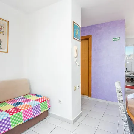 With Parking Space - 22909 Apartment