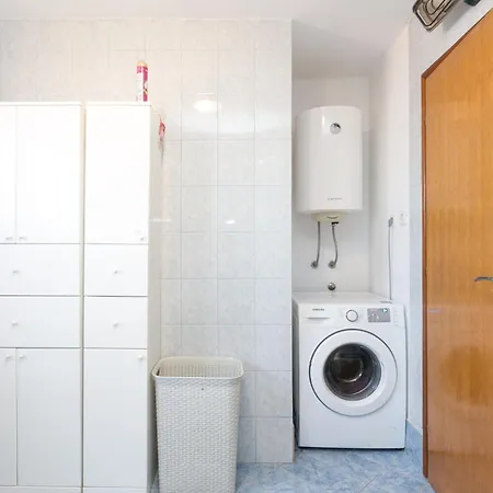 With Parking Space - 22909 Apartment *