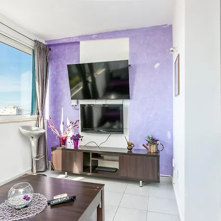 Apartment With Parking Space - 22909 Split