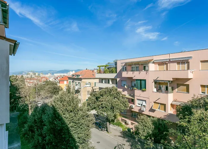 With Parking Space - 22909 * Split