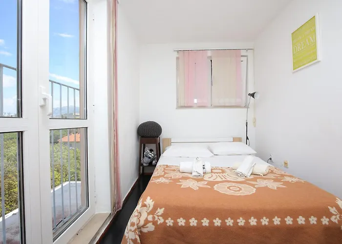 With Parking Space - 22909 Apartamento