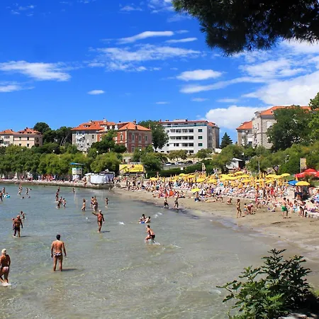 With Parking Space - 22909 Lejlighed